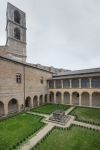 Il chiostro minore del convento di San Domenico dopo i lavori di sistemazione